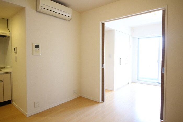 物件内観写真16　(居室)