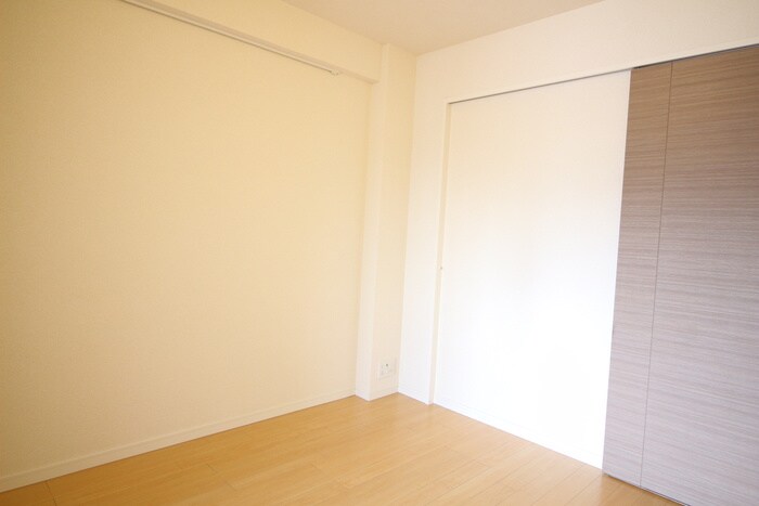 物件内観写真18　(居室)