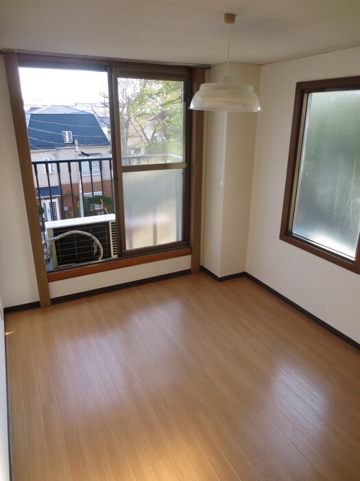 物件内観写真15　(居室)