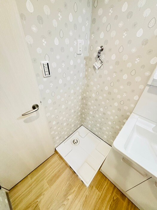 物件内観写真21　(洗濯機置場)