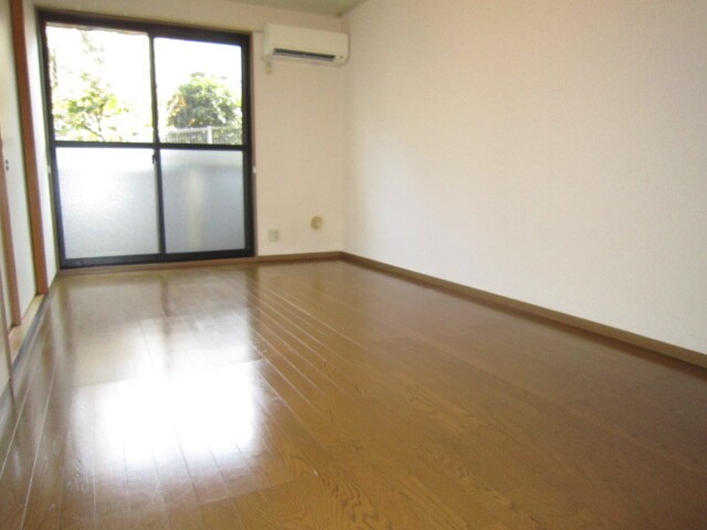 物件内観写真12　(居室)