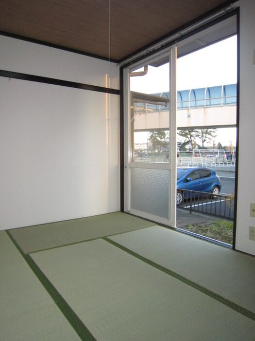 物件内観写真5　(居室)