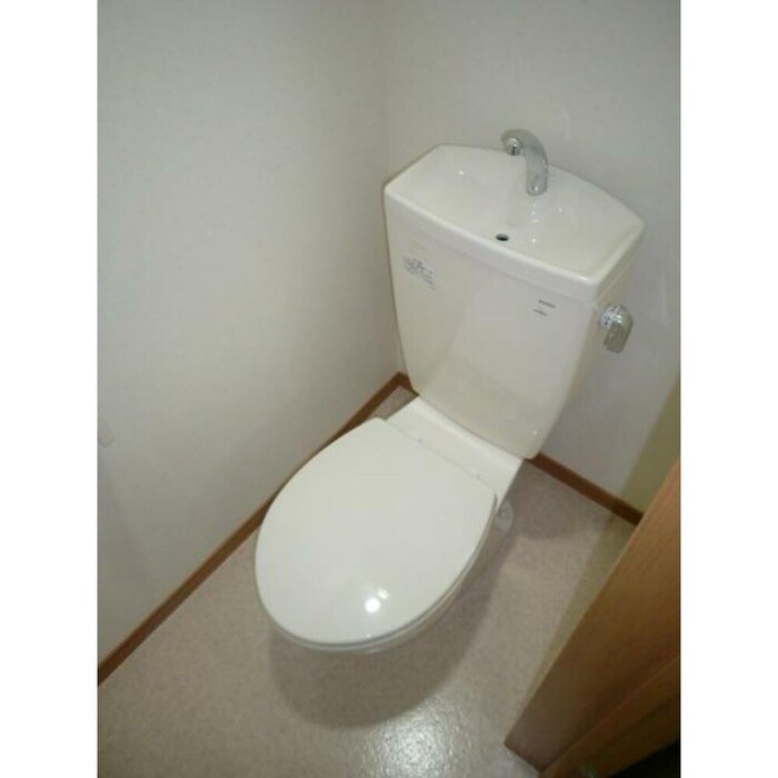 物件内観写真10　(トイレ)