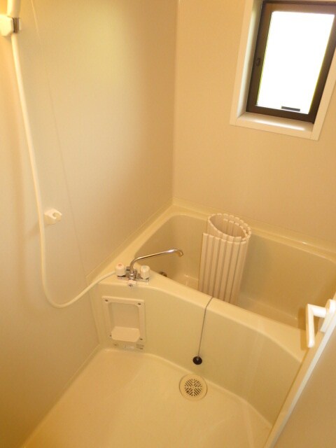 物件内観写真13　(バス／シャワールーム等)