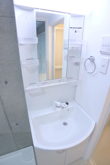 物件内観写真16　(洗面)