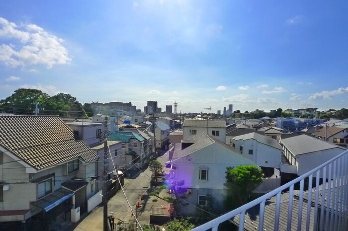 物件内観写真22　(室内からの展望)