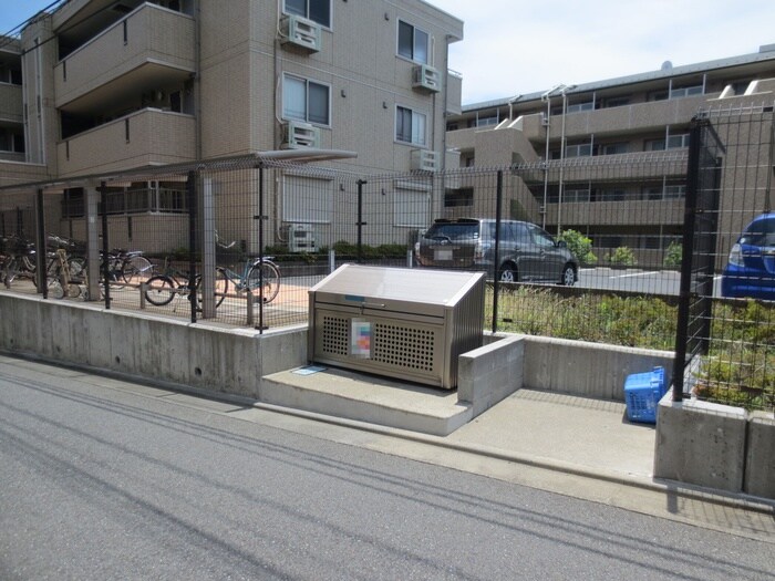 物件外観写真6　(建物設備)