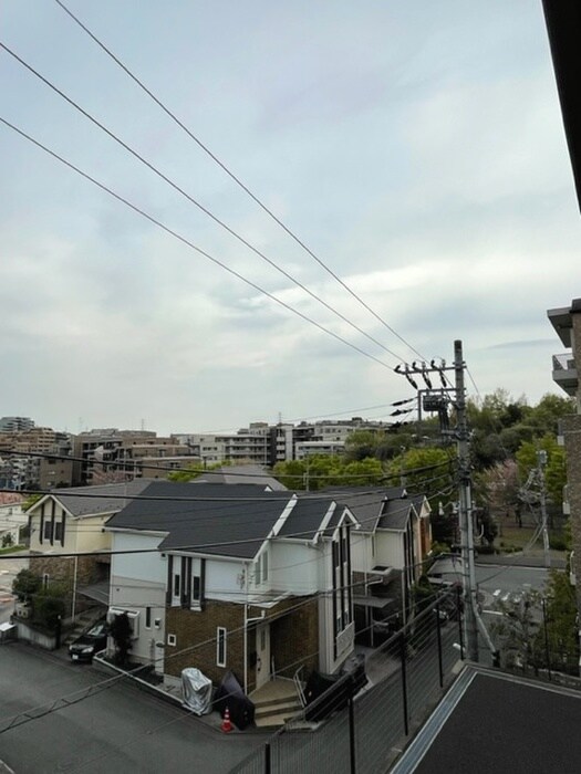 物件内観写真16　(室内からの展望)