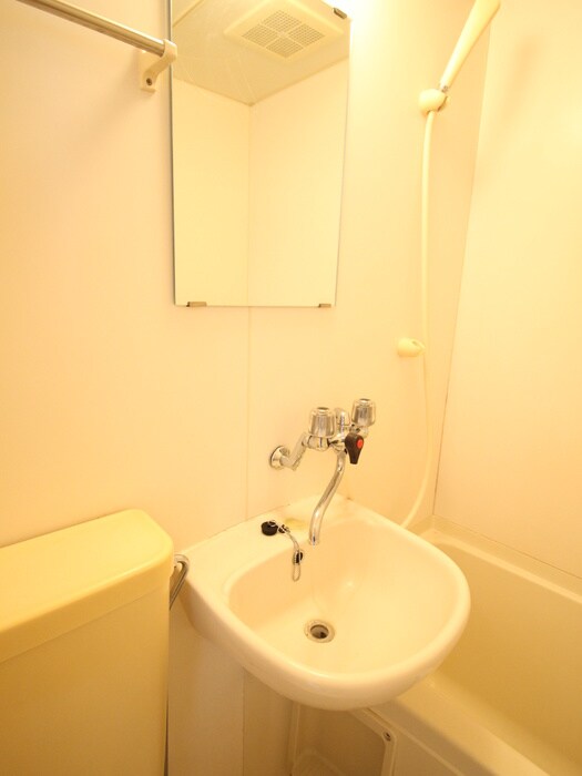 物件内観写真10　(洗面)