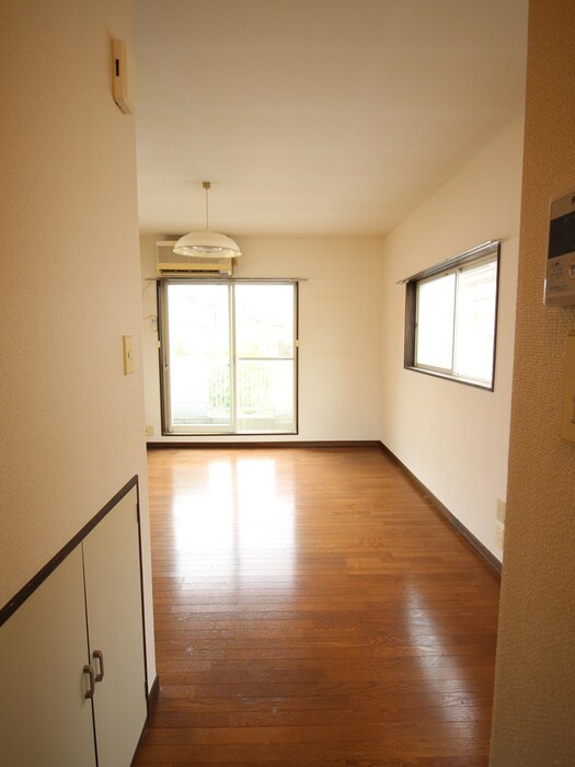 物件内観写真21　(廊下)