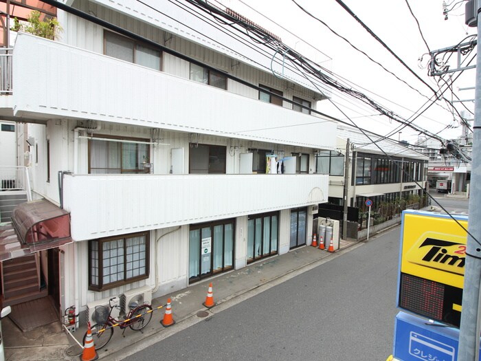 物件内観写真22　(室内からの展望)