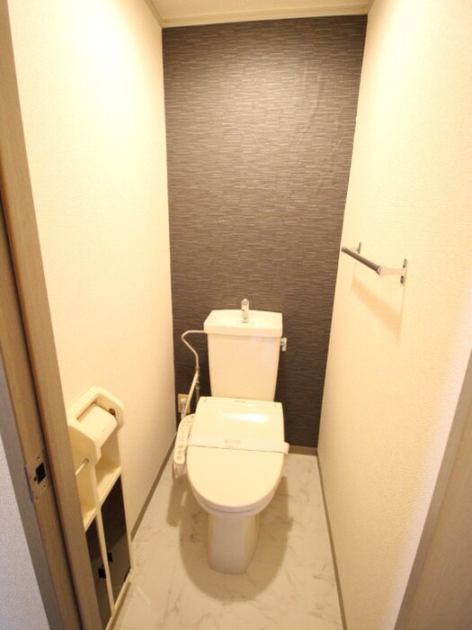 物件内観写真12　(トイレ)