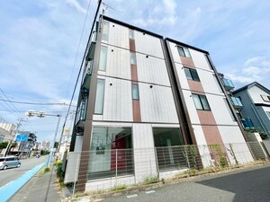 ヒュ－マンパレス与野外観写真