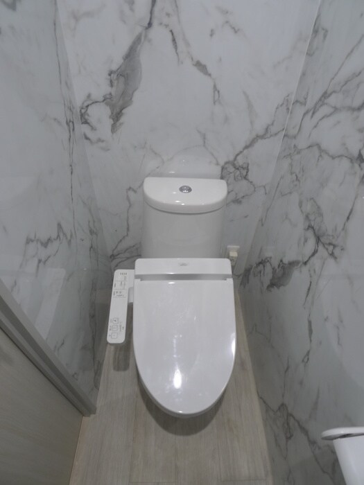 物件内観写真12　(トイレ)