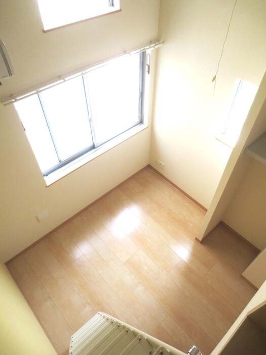 物件内観写真9　(居室)