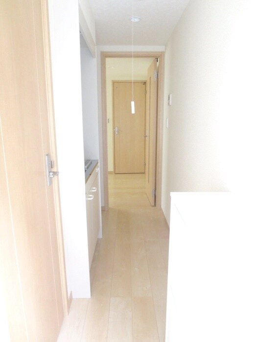 物件内観写真22　(廊下)