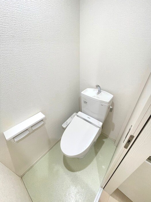 物件内観写真11　(トイレ)