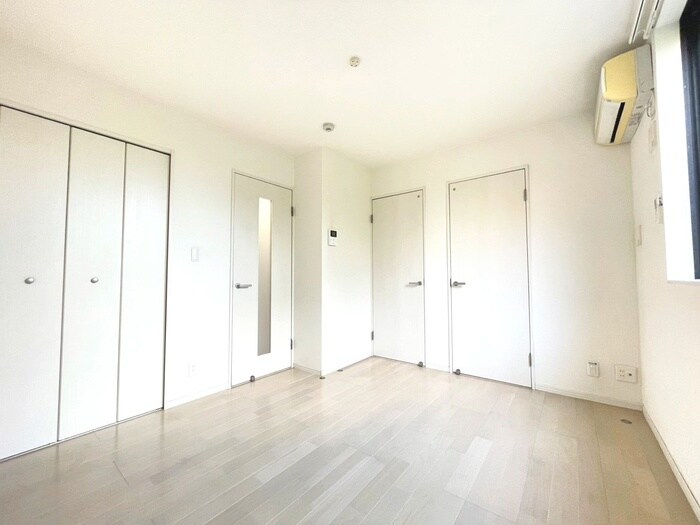 物件内観写真13　(居室)