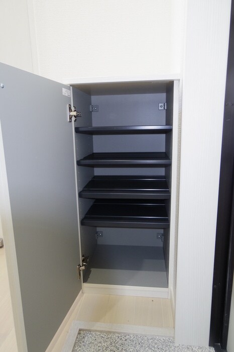 物件内観写真18　(靴箱)