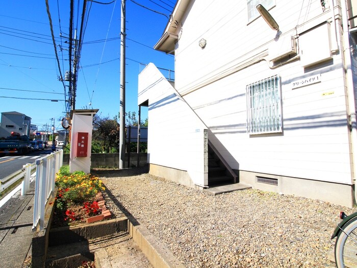 物件外観写真5　(エントランス部分)