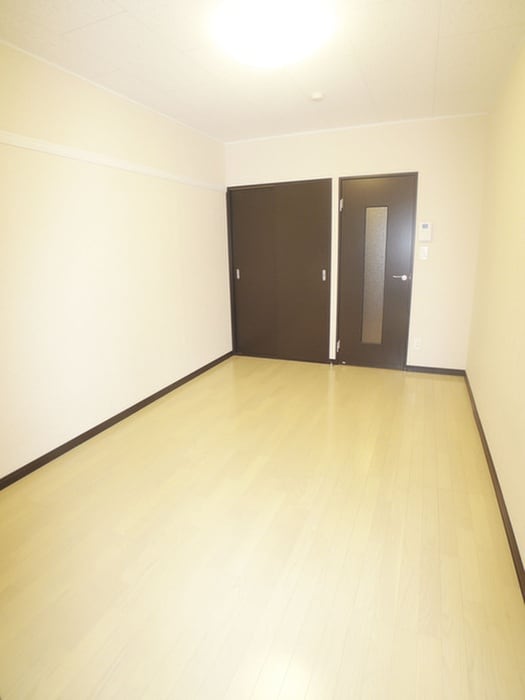 物件内観写真6　(居室)