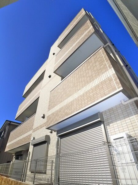 カノン外観写真