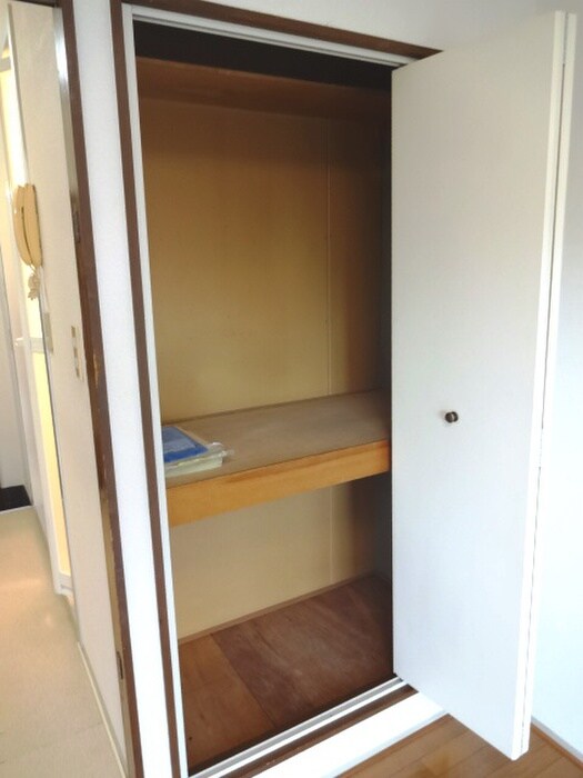 物件内観写真9　(収納)