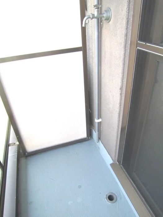 物件内観写真15　(洗濯機置場)