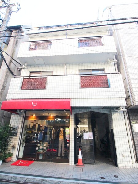 メゾンブル－ヌア－ジュ外観写真
