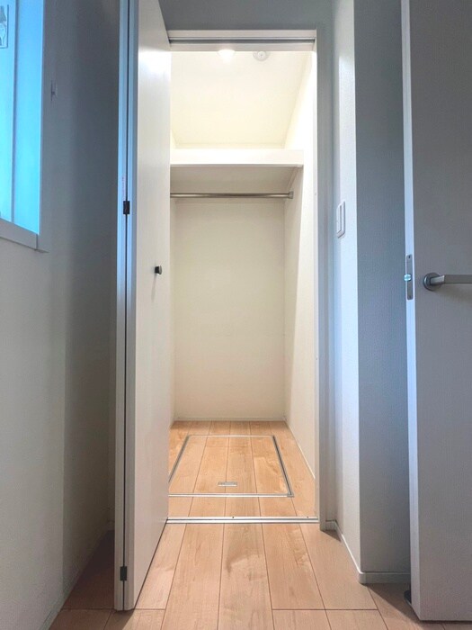 物件内観写真12　(収納)