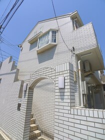 ジュネパレス稲毛第１の外観写真