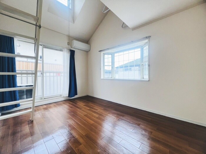 物件内観写真5　(居室)