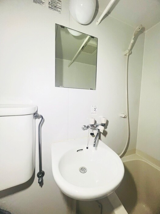 物件内観写真11　(洗面)