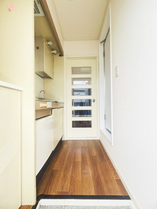 物件内観写真16　(廊下)