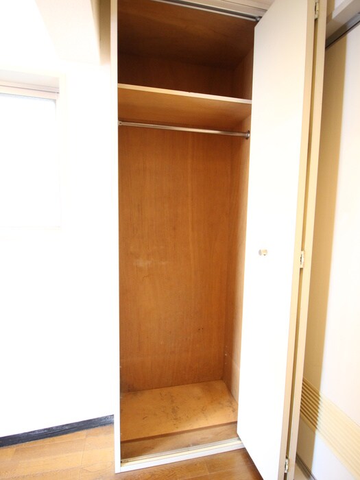 物件内観写真11　(収納)