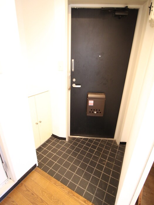 物件内観写真15　(玄関)