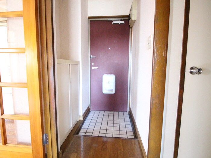 物件内観写真15　(玄関)