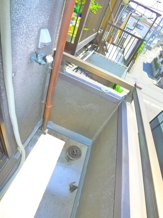 物件内観写真15　(洗濯機置場)