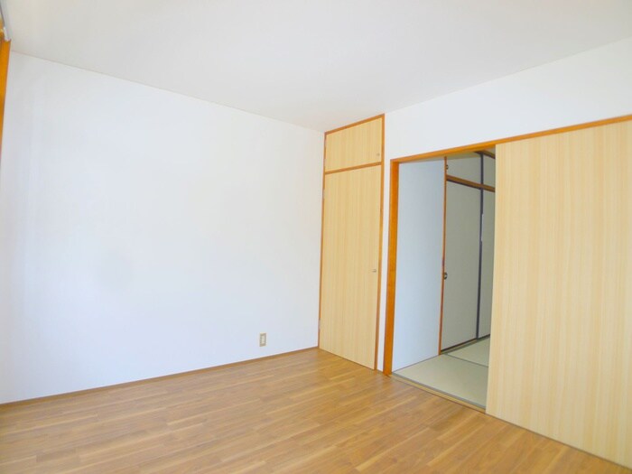 物件内観写真22　(居室)