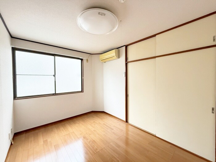 物件内観写真11　(居室)