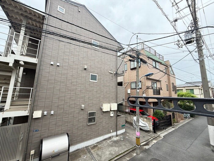 物件内観写真15　(室内からの展望)