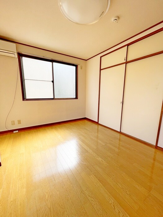 物件内観写真21　(居室)