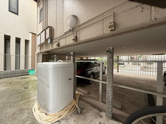 物件内観写真22　(洗濯機置場)