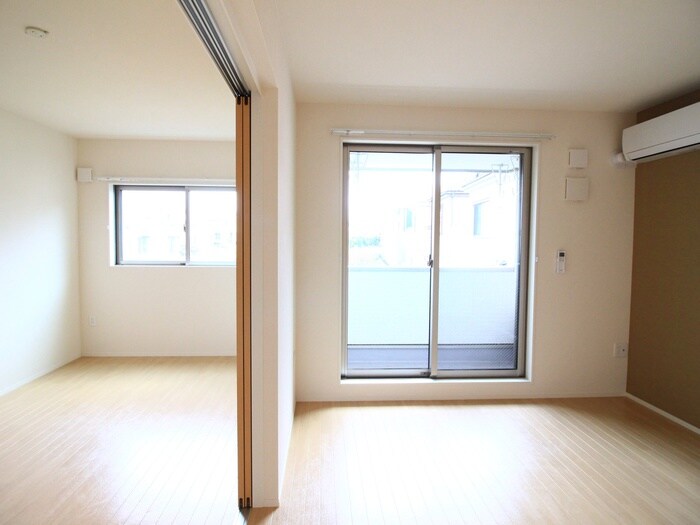 物件内観写真11　(居室)