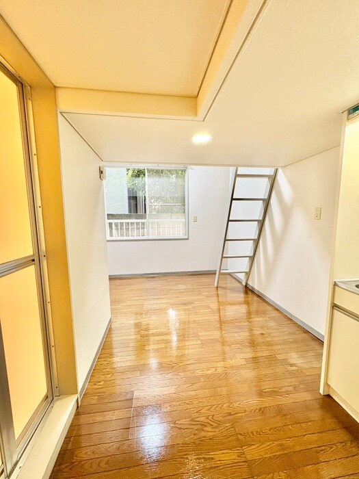 物件内観写真22　(廊下)