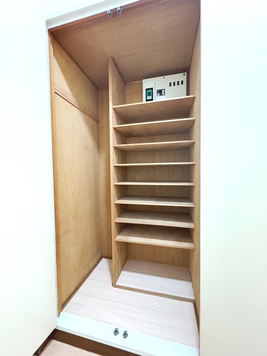 物件内観写真17　(靴箱)