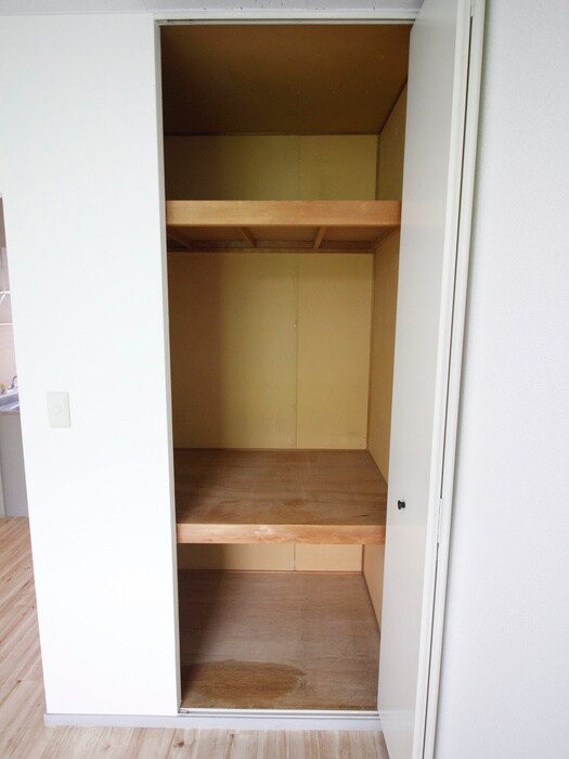 物件内観写真13　(収納)