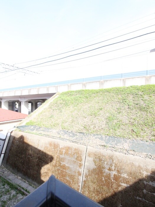 物件内観写真16　(室内からの展望)