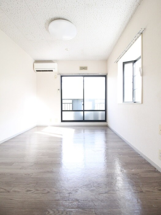 物件内観写真18　(居室)