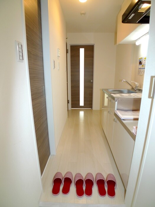 物件内観写真13　(廊下)